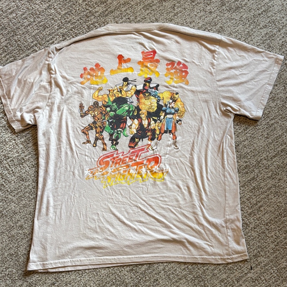 Street Fighter Graphic Beige T-Shirt